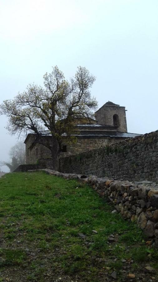 Laspuña Casa Rural " El Retiro" מראה חיצוני תמונה